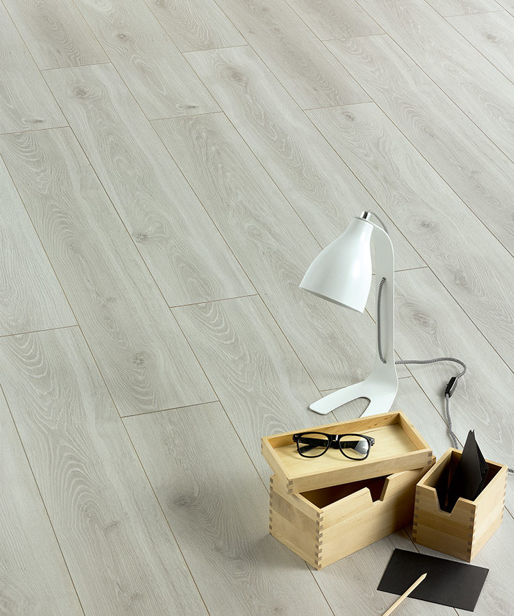 448-chene-grise-amb-alsaflooring-stratifie-web