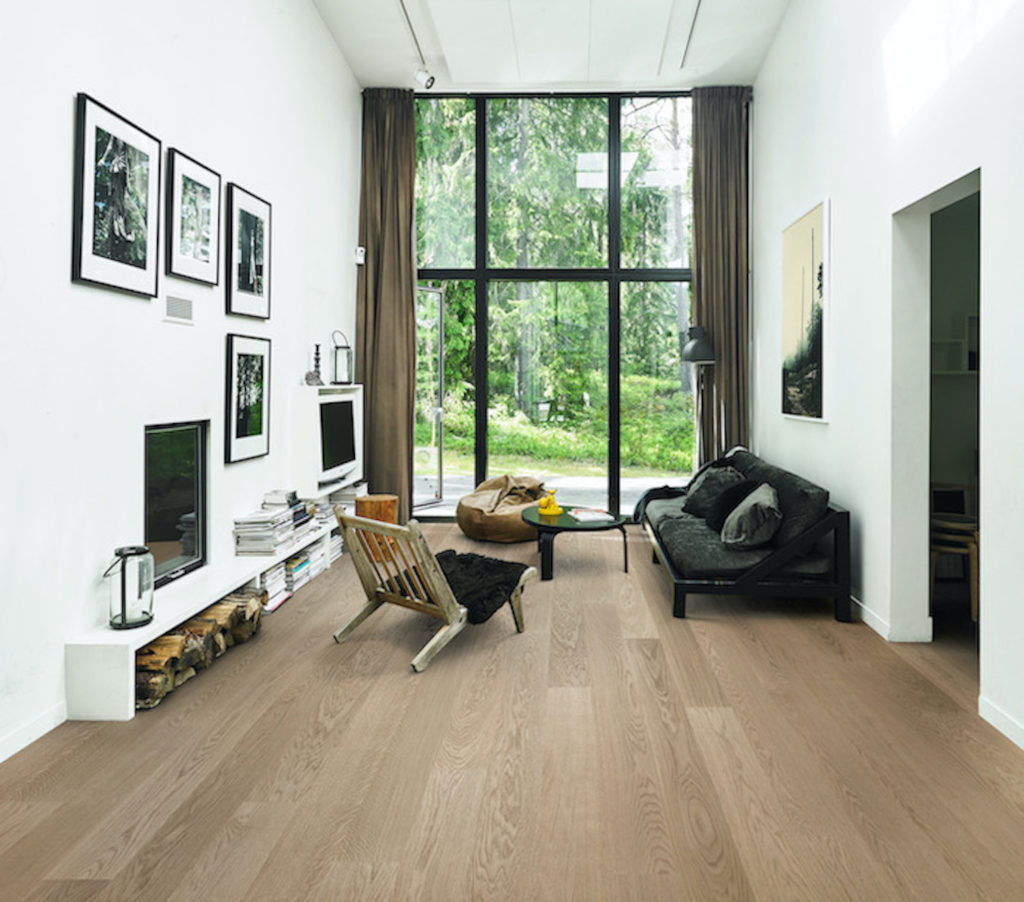 KAHRS PRAGUE CAPITAL COLLECTION